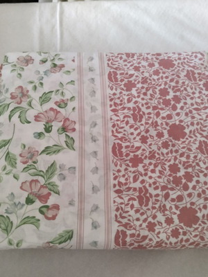 Set of 2 bed sheets and 2 pillowcases new
