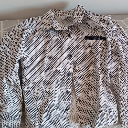 Boys shirt like new, dark blue and white, size 122-128