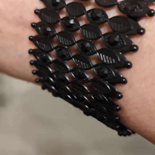 Metal black elastic bracelet like new