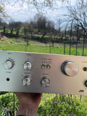 JVC Integrated Amplifier JA-S310 like new, 1975 model