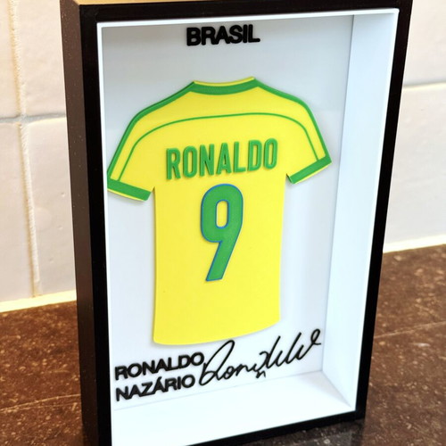 Ronaldo Nazário De Lima Brazil Fc logo collectible like new