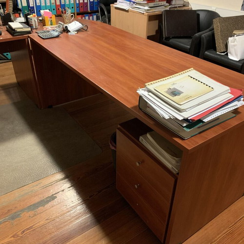Neoset Executive Desk corner with drawer unit, like new, 2.60x2.00 m