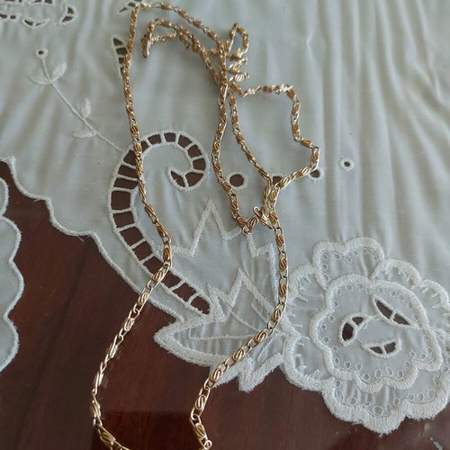 Long chain 120 cm used, yellow color