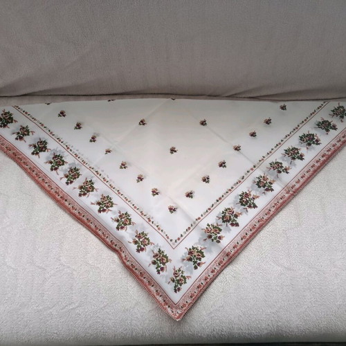 Headscarf like new, size 67x67 cm