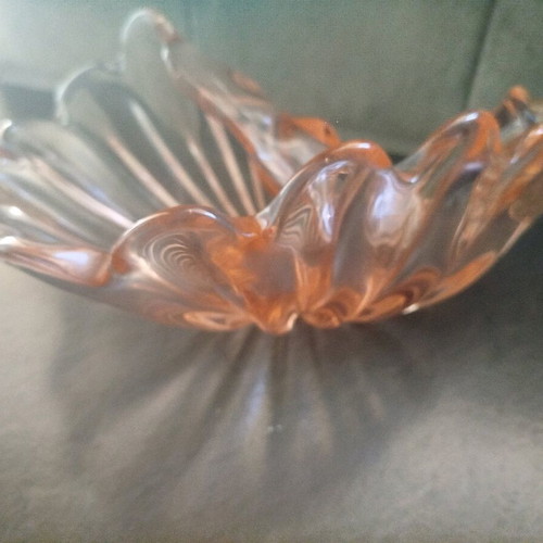 Murano shell like new, length 27 inches