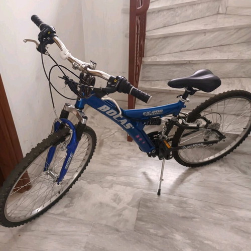 Bocas CX-200 City Bicycle like new, 24 inch, blue, men's