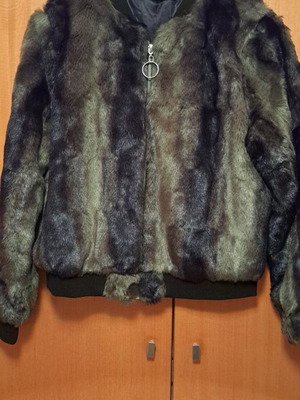 Zara faux fur bomber jacket new, multicolor