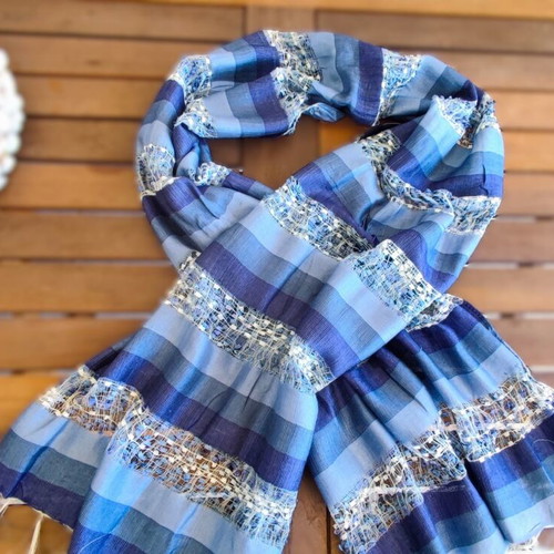 Summer scarf used with unique woven design, 160x50 cm