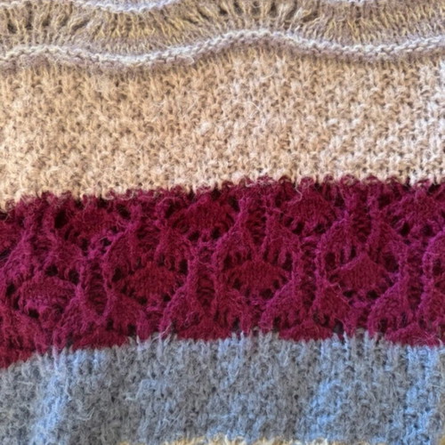 Knitted sweater Medium like new, pink