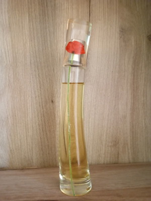 Flower by Kenzo Eau de Parfum 50ml like new, authentic