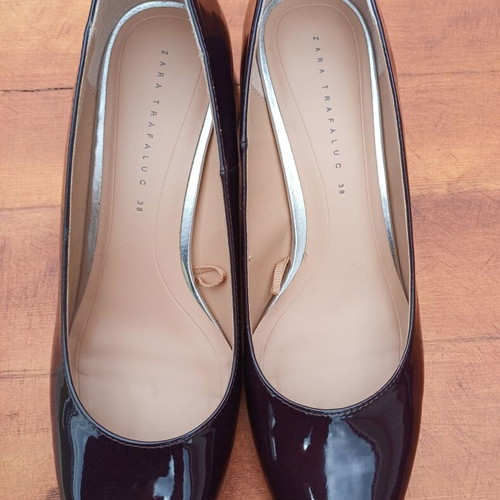 Zara pumps new size 38 burgundy with 5cm heel