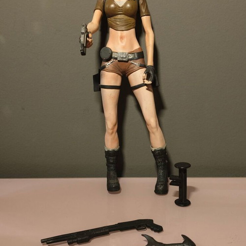 Lara Croft Tomb Raider 1/6 Scale 30cm Figure like new