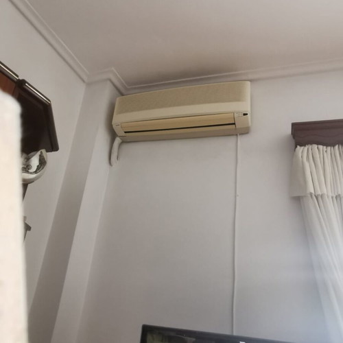 Dynamic air conditioner 12btu used