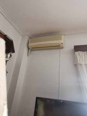 Dynamic air conditioner 12btu used