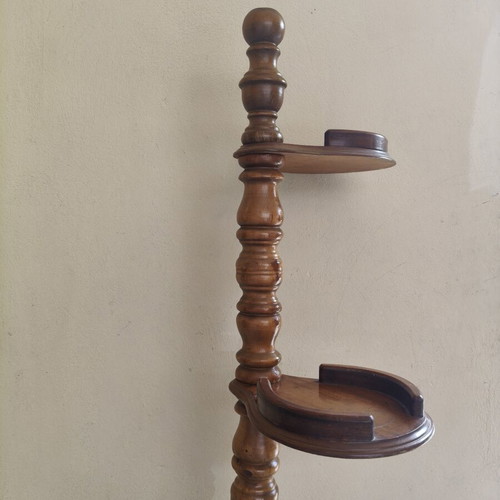 Vintage turned wood plant stand with 3 removable levels like new