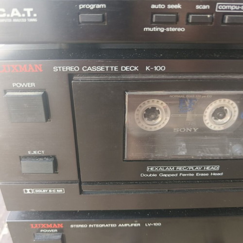 Luxman and Technics stereo system with amplifier and CD player