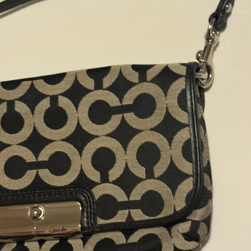 Coach Kristin Black Gray Op Art Signature wristlet bag like new