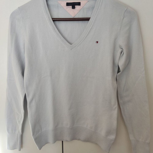 Tommy Hilfiger women's blue v neck regular classic top used, Small