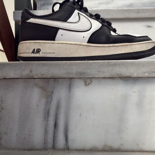 Nike Airforce 1 '07 sneakers used, black and white, size 43