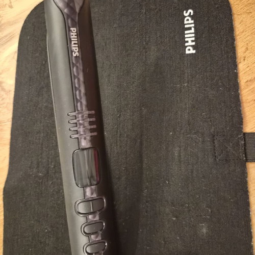 Philips Ionic hair straightener like new with ionizing function