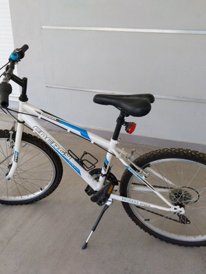 Energy Thunder 24'' Mountain Bike like new, blue, with lights and stand