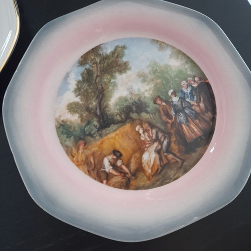 Vintage plates used, set of 2, 19cm diameter