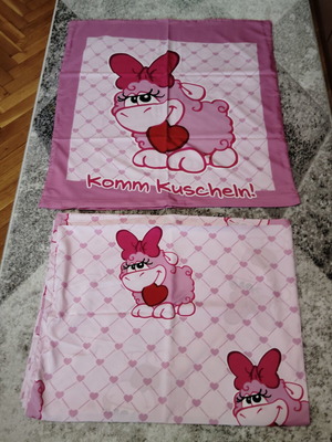 Children's bedding set with pink lamb, like new