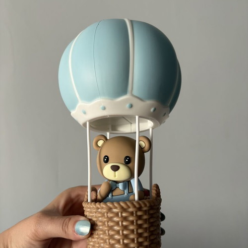 Cake decor with balloons, teddy bear, and hot air balloon like new