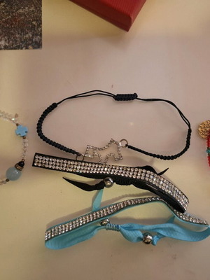 Womens bracelets like new, multicolored
