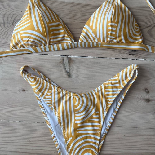 Baroos bikini new, size L, white and yellow