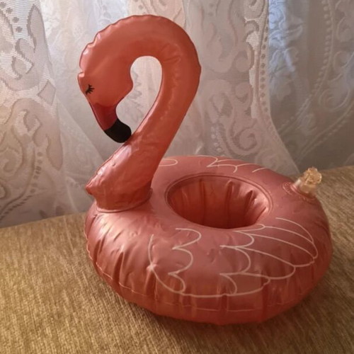 Inflatable cup holders with unicorn and flamingo, like new