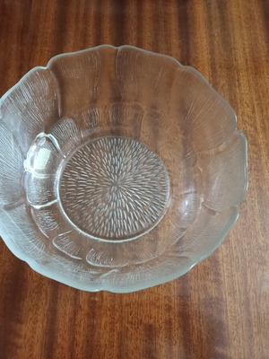 Arcoroc Fleur salad bowl, durable glass, dishwasher safe