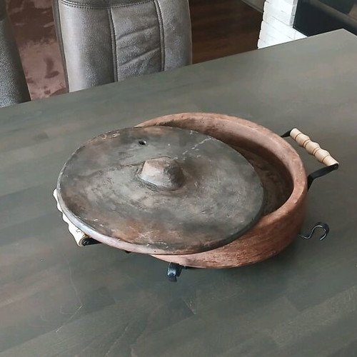 Satch ceramic cooking pot new, handmade