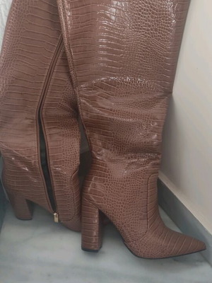 Women's boots like new, size 40