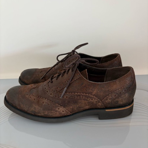 Rockport wingtip shoes like new, brown, size 38