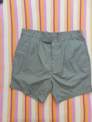 Sutton Place men's shorts khaki new, size 34
