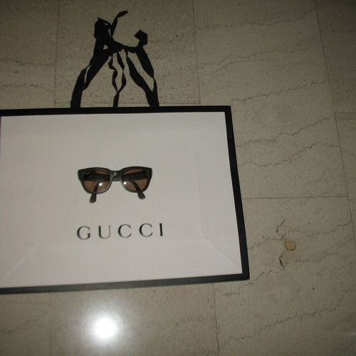 Gucci paper shopping bag very large, unused 48x36x17