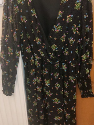 Zara dress new, size Small fits Medium
