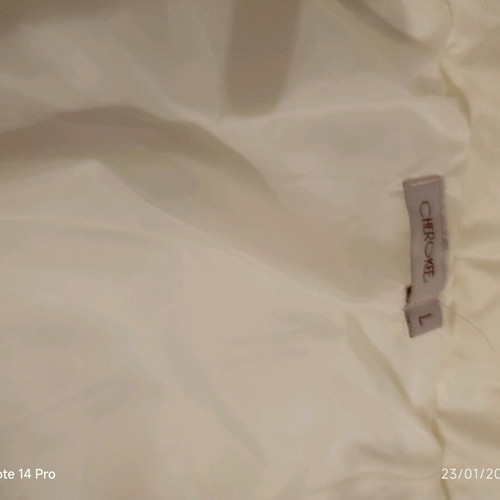Cherokee long white jacket Large like new