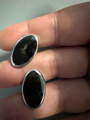 Cufflinks new