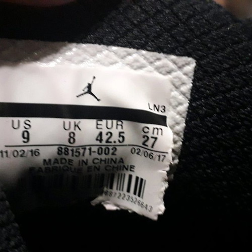 Nike Jordan basketball shoes like new, size 42.5 with box