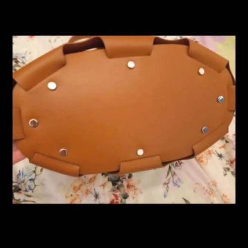 Coccinelle shoulder bag like new, large brown