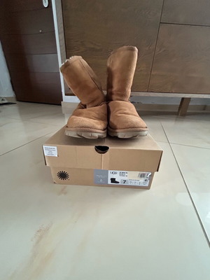 Ugg μπότες μεταχειρισμένες, νούμερο 38, καφέ