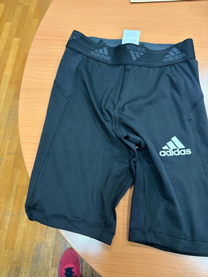 Adidas ανδρικό κοντό αθλητικό κολλάν καινούργιο, μαύρο