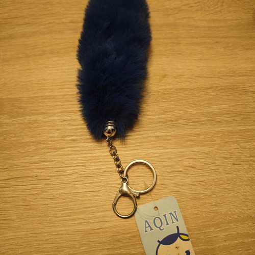 Keychain blue fur