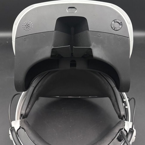 PlayStation VR Starter Pack Bundle like new with headset and camera
