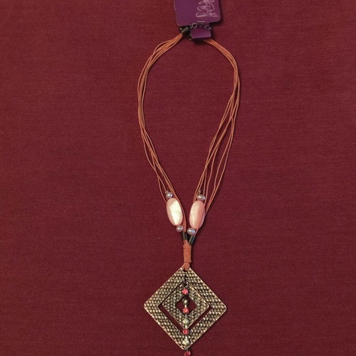 Necklace new, multicolored