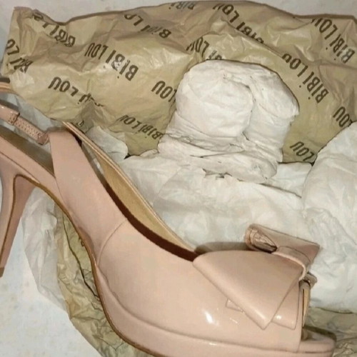 Bibi Lou leather slingback peep toe heels like new, size 39, nude