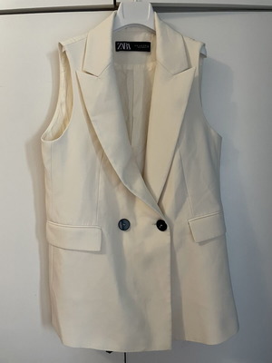 Zara sleeveless vest used, beige, size M