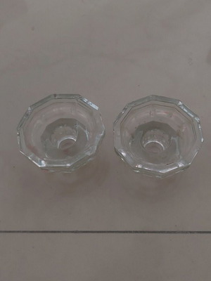 Set of 2 glass candlesticks height 4cm, width 7cm like new